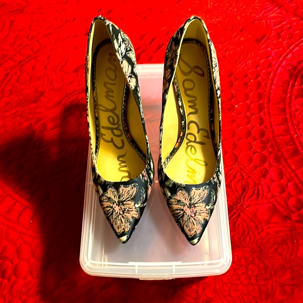 Sam Edelman Size 8 Floral Print Heels